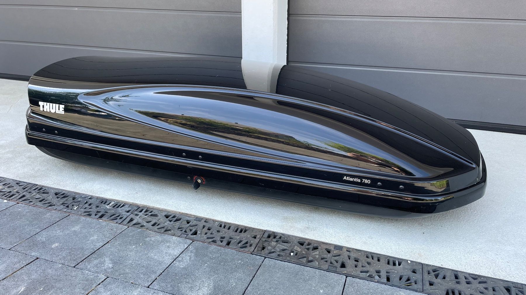 Thule Coffres de toit: Dachbox Thule Atlantis 780 – D'occasion à Worben par Juerg111 1