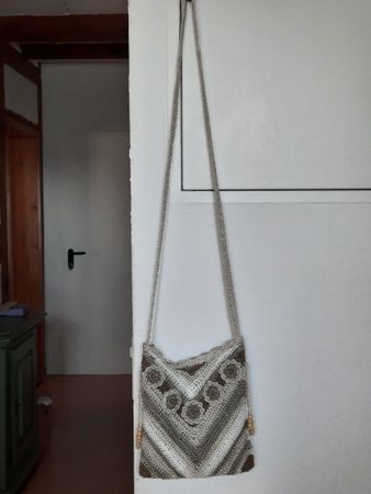 Handgemachte Umhängetasche, Häkeltasche, beige-braun, neu