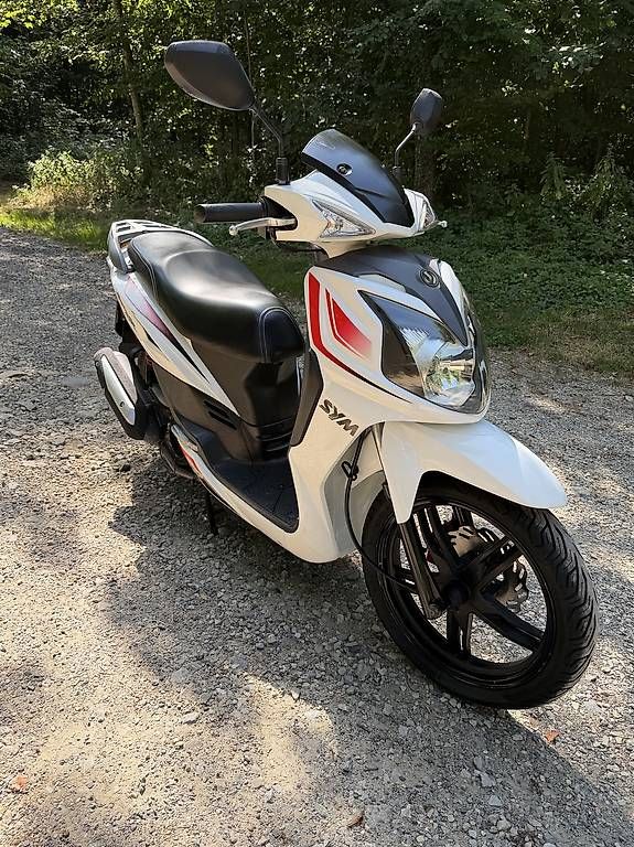 Scooter: Sym Symphony SR 125 – Usato da Lausanne venduto da david_17