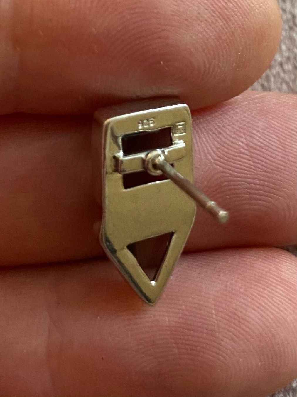 Orecchini pendenti & Orecchini a lobo: Ohrringe Ohrstecker blau eckig pyramid niete 925 Silber – Nuovo (secondo la descrizione) da Zürich venduto da goldfisch.schmuck 1