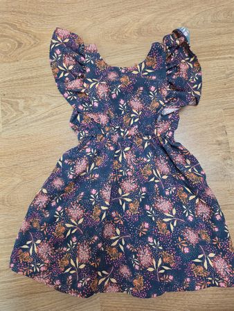 Robe orchestra fille à fleurs bleu marine avec volants 5 ans