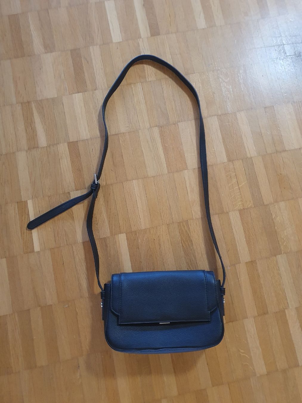 Borse da donna: Damen Tasche in gutem Zustand – Usato da Rothenburg venduto da phi_t656