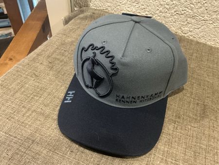 Helly Hansen Cap Hahnenkamm Rennen neu und ungetragen