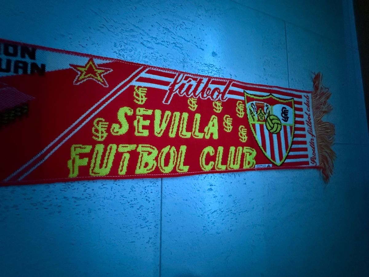Foulard & Sciarpe: Fanschal FC Sevilla – Nuovo (secondo la descrizione) da Arch venduto da Baloo11