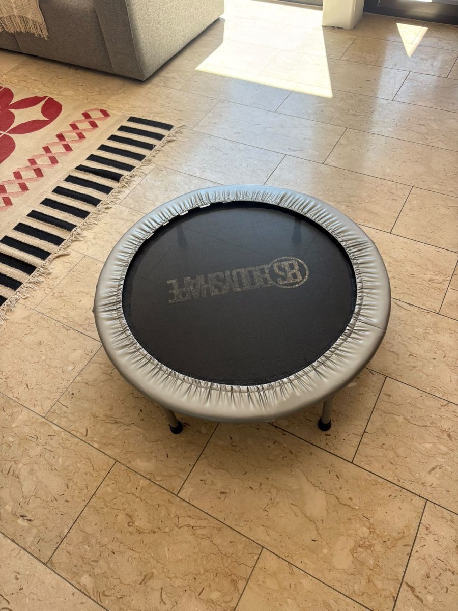 Trampolini: Fitness Trampolin BODoshape, Durchmesser ca. 100cm, gebrauch – Usato da Zürich venduto da Carlo05101971