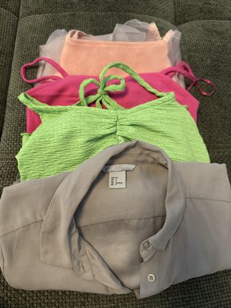 Sommer-Outfits: Jumpsuit, Kleid, Top & Bluse🌻