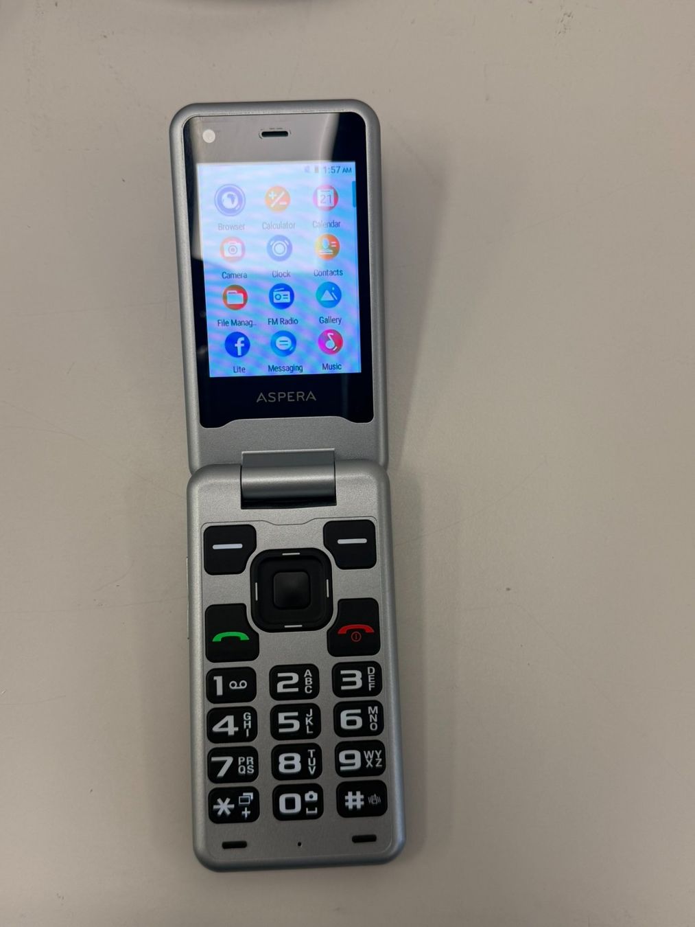 Handys / Smartphones: Aspera F42 Flip Phone – Gebraucht aus Spiez von eag01 1