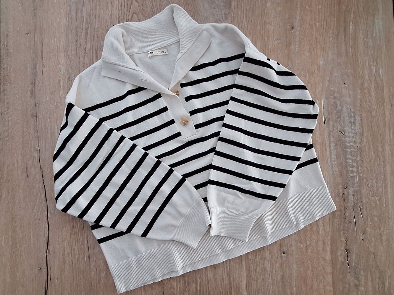 Pull&Bear Pulls & Sweat-shirts: Pull&Bear Pullover gestreift Kragen Grösse M – D'occasion à Wettingen par clue