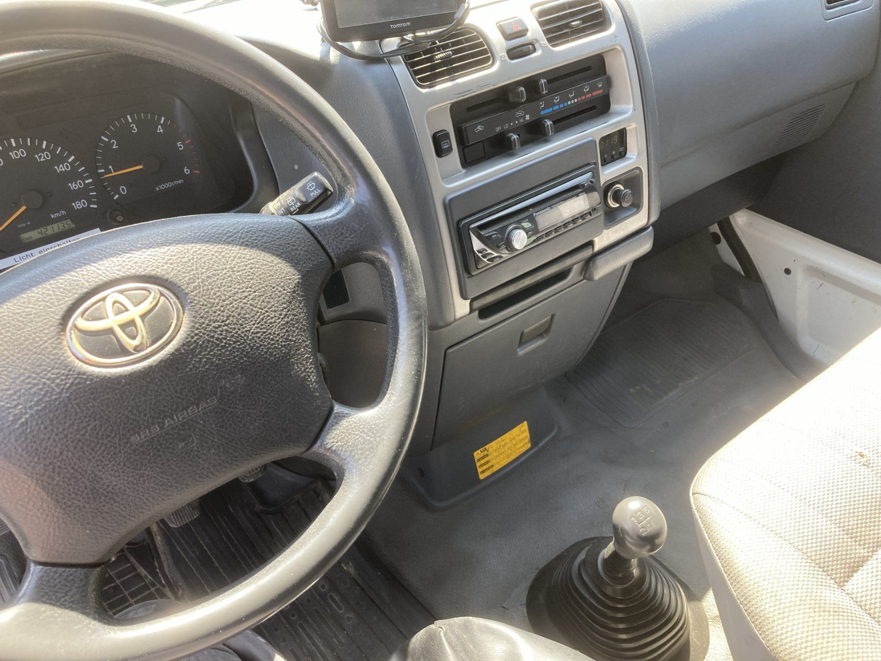 Toyota Veicoli commerciali: Toyota Hiace D-4D 4WD – Usato da Waldkirch venduto da Eigenmann_Technik 8