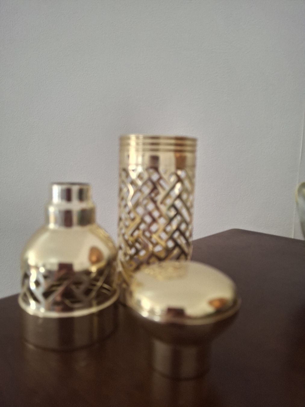 Guerlain Parfums & Eau de Toilette: Guerlain Shalimar Étui doré vide  – D'occasion à Essertines-sur-Rolle par saba4ka 1