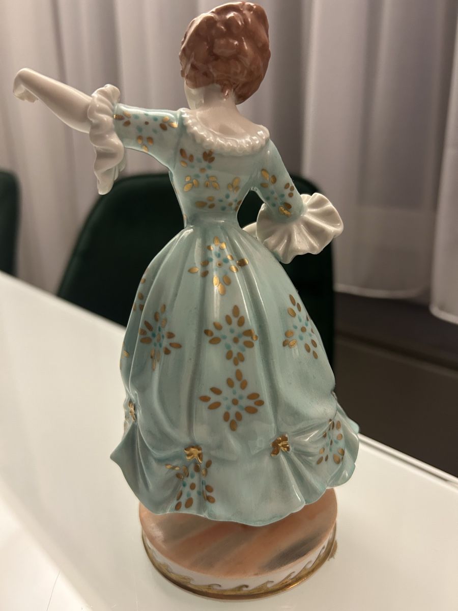 Sculture & Statue: Schöne Frau Figur – Usato da Liestal venduto da Htop 2