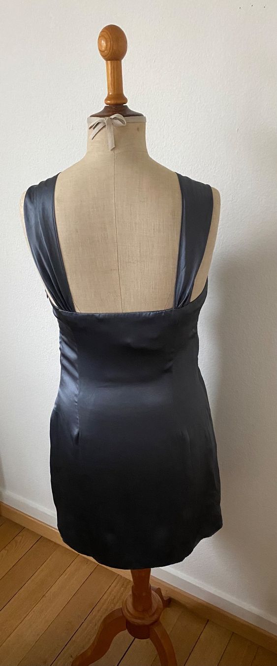 Kleider: John Galiano Seidenkleid Vintage – Gebraucht aus Zürich von ves_w6wl 1