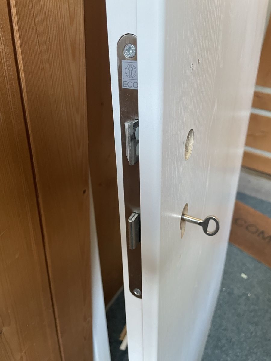 Portes: Holztüre weiss – D'occasion à Romanshorn par fsauer 1