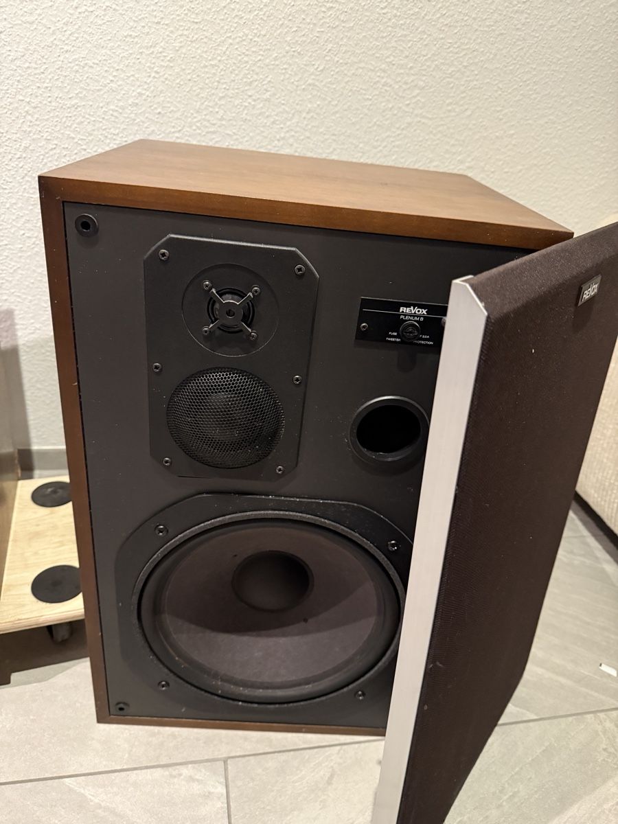 Revox Lautsprecher: Revox PLENUM B Lautsprecher 2 Stk. gebrauchter Zustand – Gebraucht aus Muttenz von dav_t52f 1