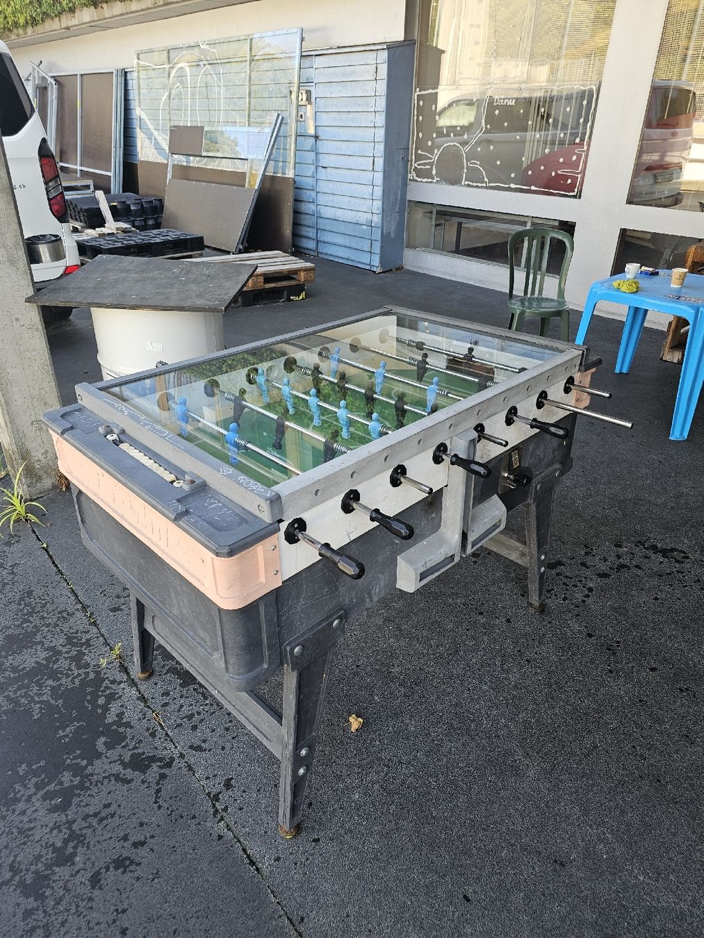 Giochi: Töggelitisch Tischfussball Kicker-Tisch – Difettoso da Bern venduto da Marcelk85