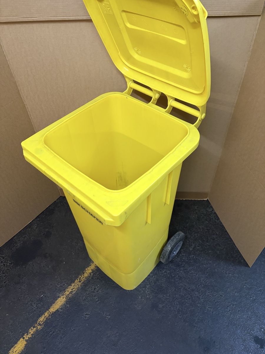 Sonstiges für Büro & Gewerbe: Container Abfalleimer  – Gebraucht aus Sarnen von Pheggli 1