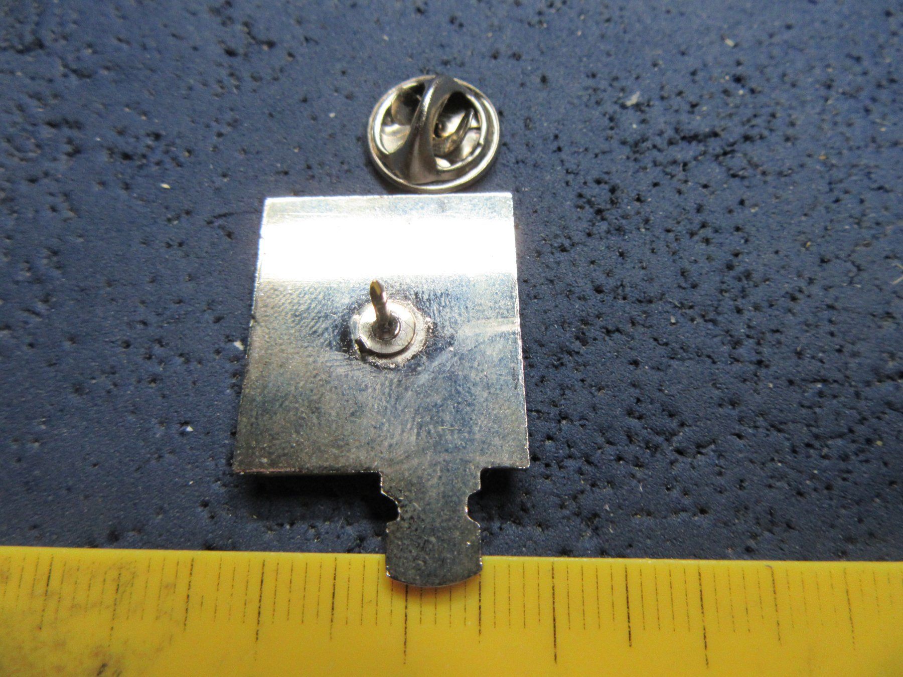 Marlboro Placchette & Badge: FORMEL1 WORLD CHAMPION TEAM MARLBORO PIN – Usato da Ettingen venduto da Hausi4711 1