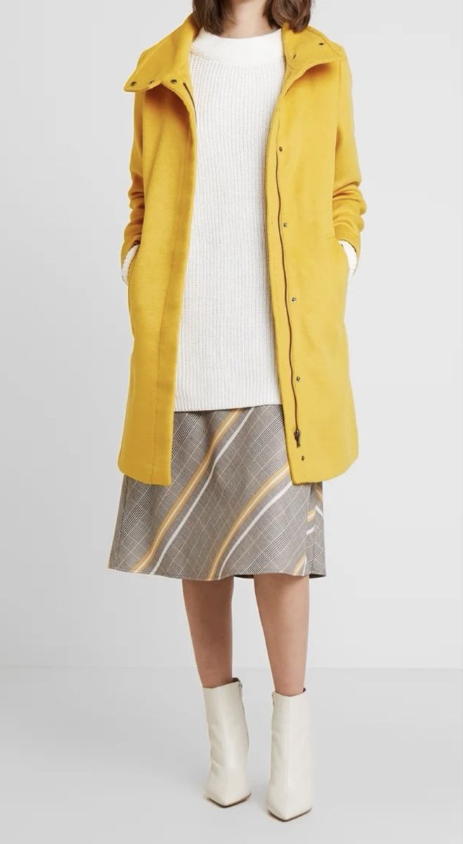 Esprit Cappotti: Esprit Mantel gelb/orange Gr. S – Usato da Uttigen venduto da 1hihallo4