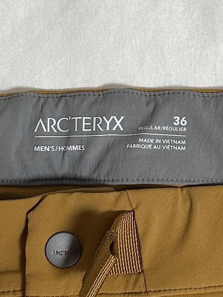 Arcteryx Pantalons: Arctryx Hose G L – Neuf avec emballage d'origine à Maienfeld par tobeyl2020 2