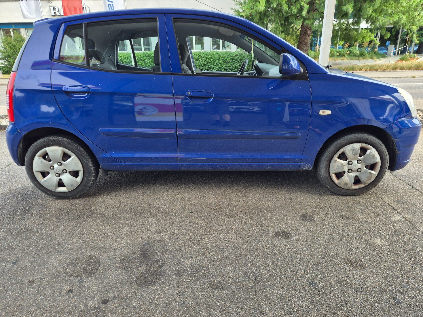 Kia Automobili: Kia Picanto 1.0 Automat – Usato da Grenchen venduto da Andreeandr 1