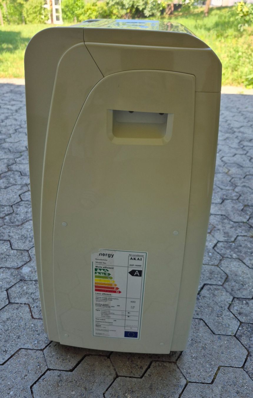 Condizionatori: AKAI Klimaanlage – Usato da Gränichen venduto da Sira020 3