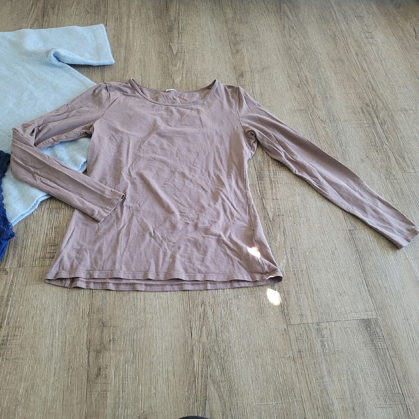 Lotti di vestiti: 5 Oberteile Kleiderpaket L/XL – Usato da Niederbuchsiten venduto da klengyel 3