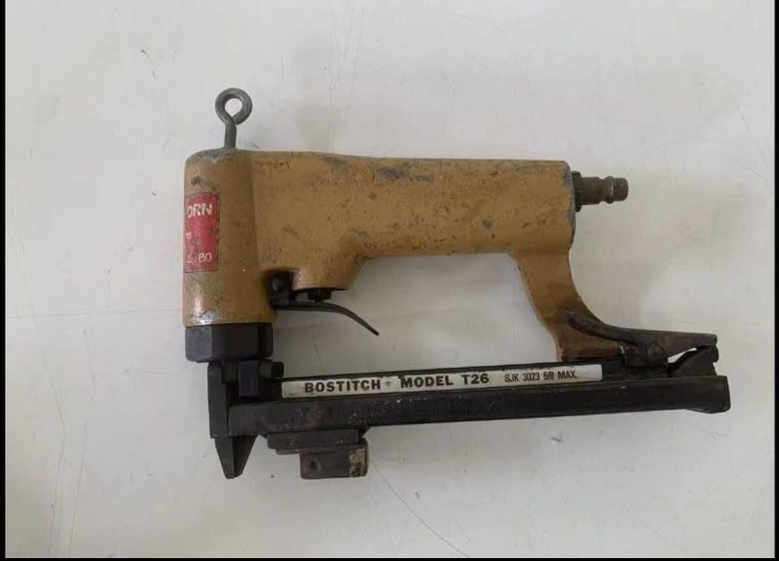 Bostitch Tutti gli attrezzi: Nagelpistole – Usato da Grenchen venduto da faz_qgf2 2