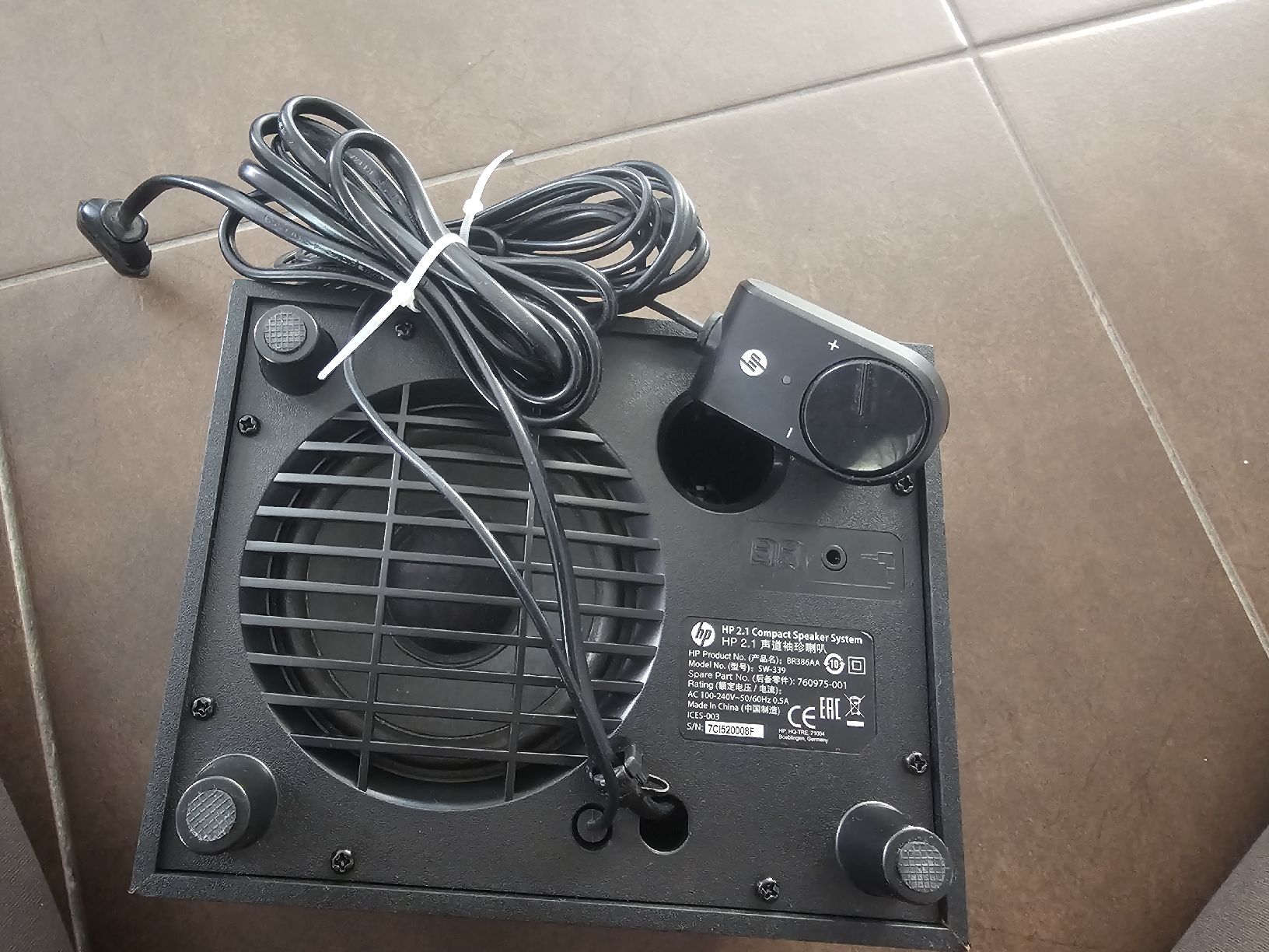 Casse acustiche: Haut-parleur HP 2.1 Compact System – Difettoso da Bulle venduto da Bflowx 2