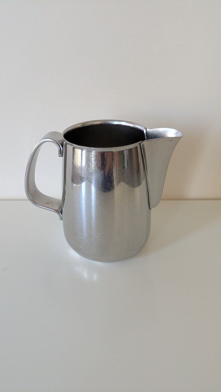 Caraffe: Krug – Usato da Bäretswil venduto da Ober-Land