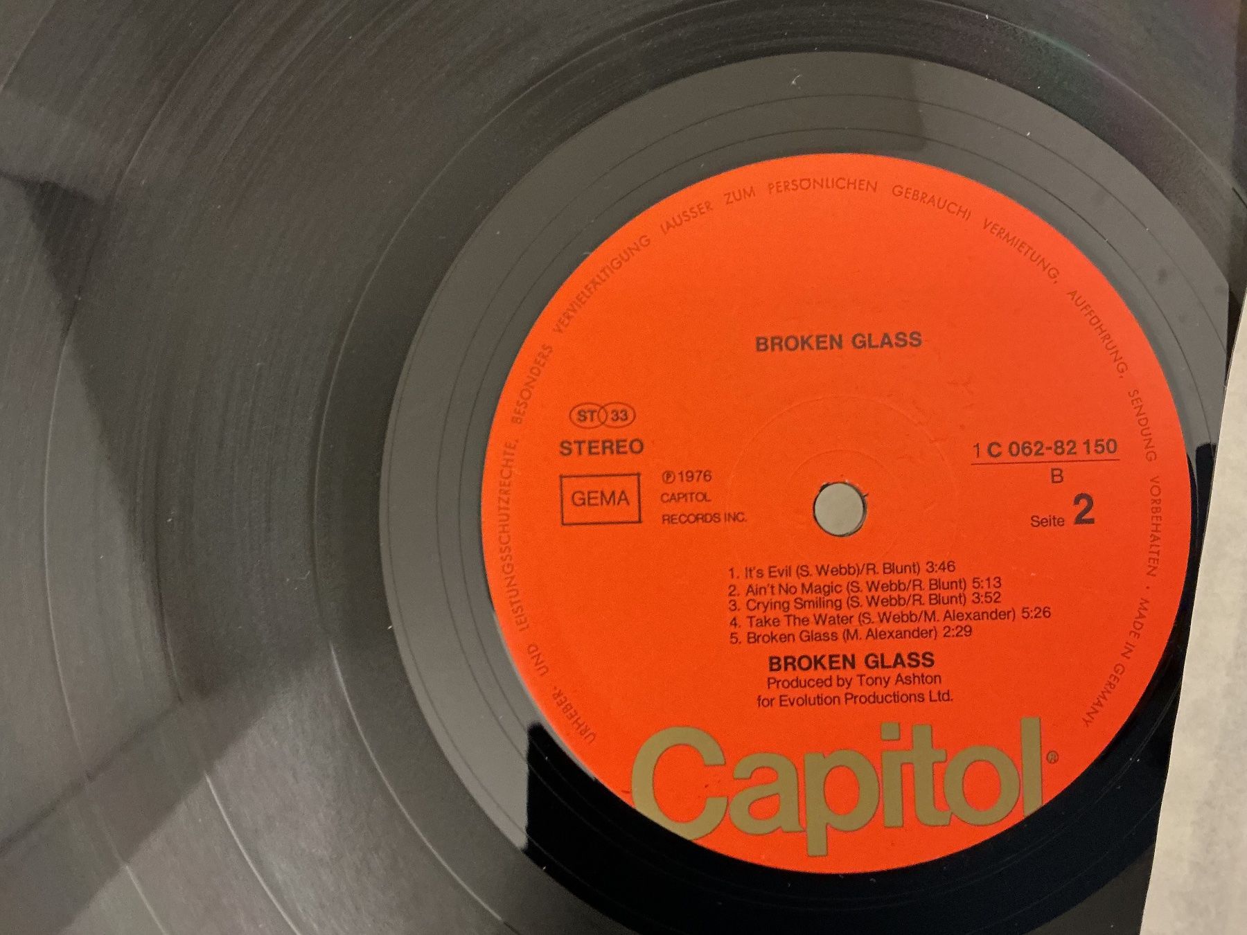 Schallplatten: Broken Glass LP – Gebraucht aus Winterthur von Tumko_7_Vinyl 1