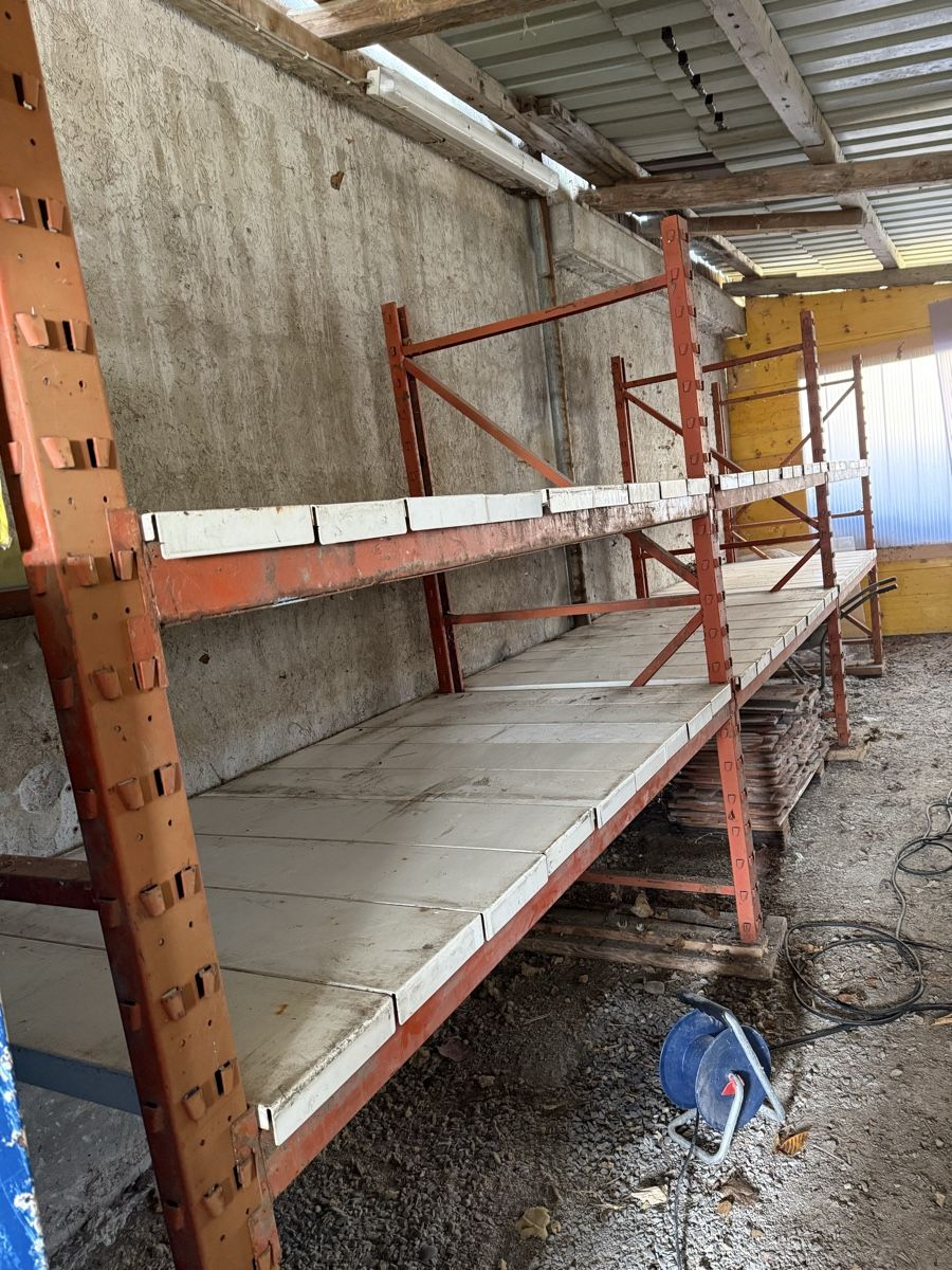 Scaffali: Schwerlastgestell,Lagerregal, Metall – Usato da Graltshausen venduto da Steppinchen