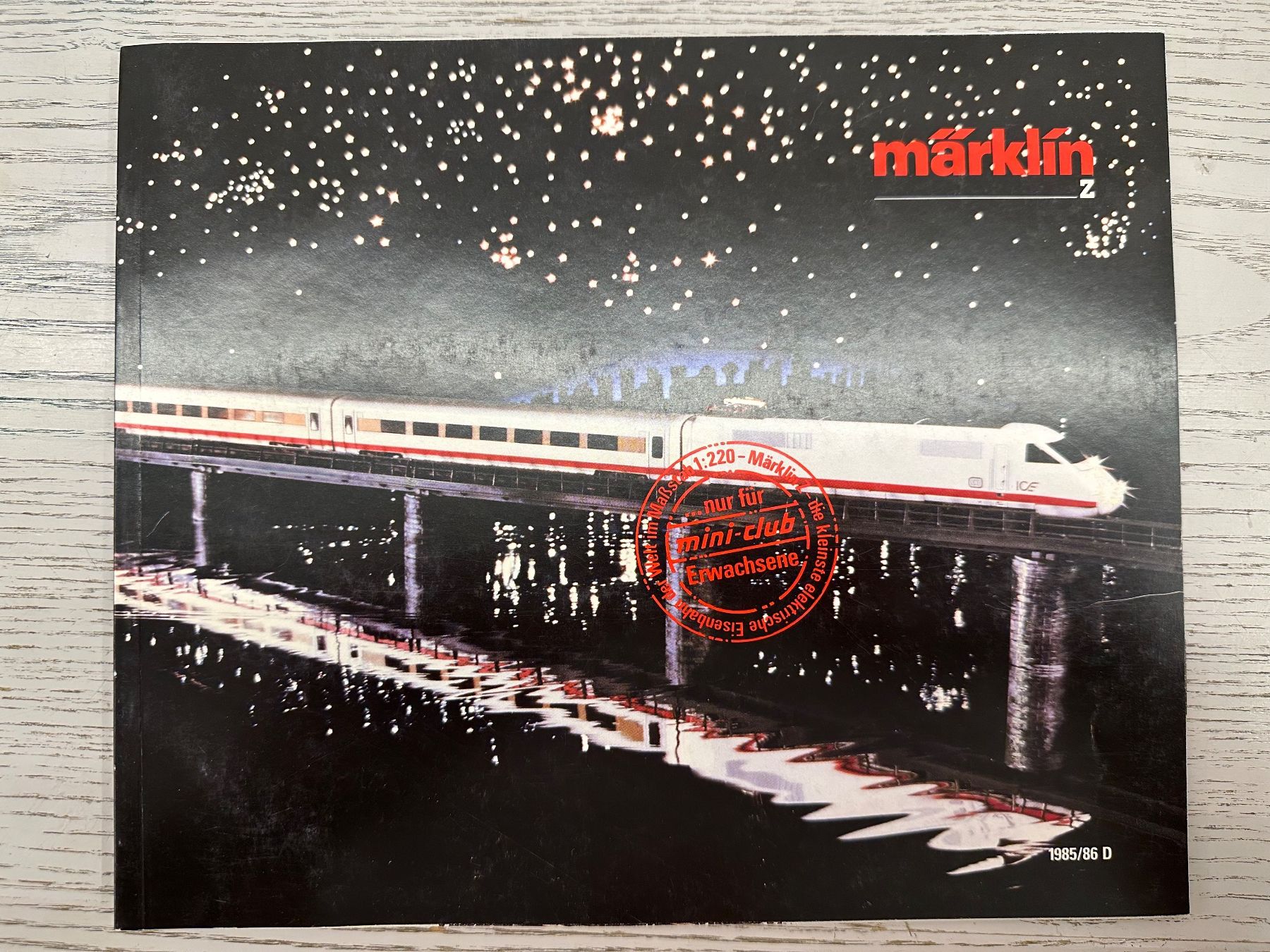 Märklin Modelleisenbahnen: Märklin z Katalog 1985/86 – Gebraucht aus Lupsingen von New-Haven