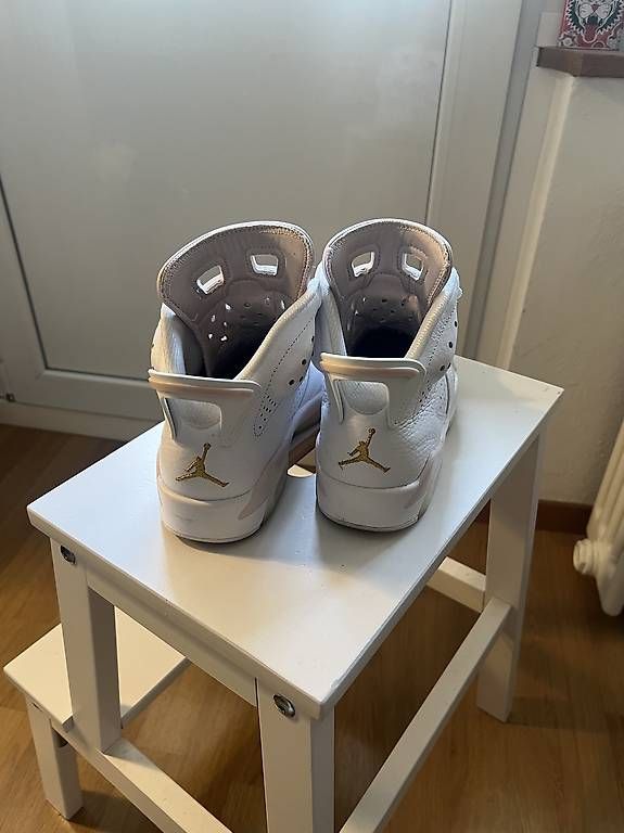 Scarpe da uomo: Air Jordan 6 Gold Hoops – Usato da Gerlafingen venduto da GianGian 2