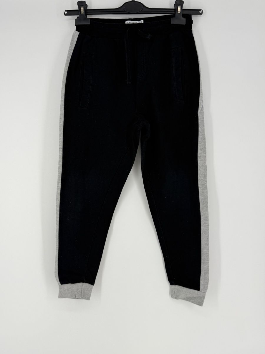 Hosen: Trainerhose/ Jogginghose Gr. 152 von Blackbox  – Gebraucht aus Auenstein von moin.