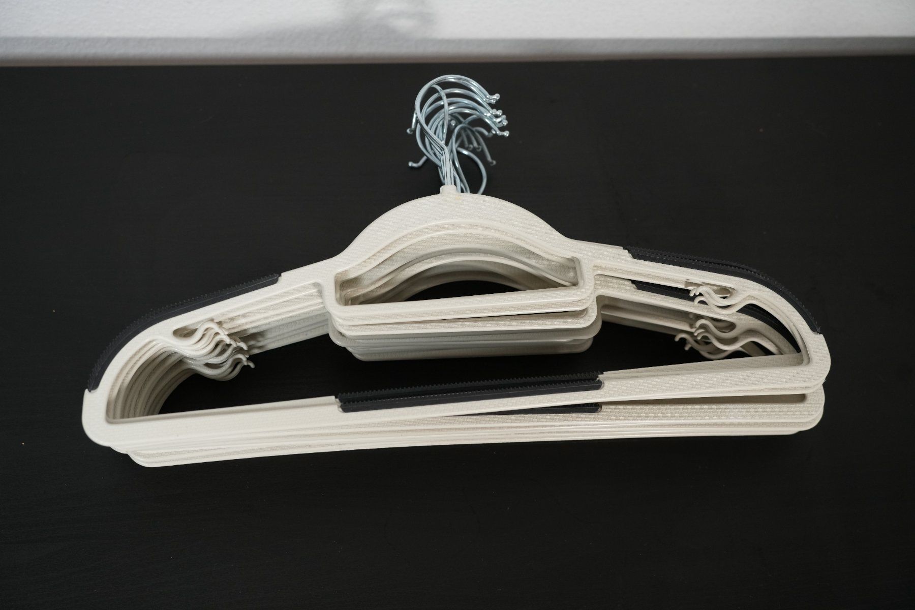 Appendiabiti: Hangers 20 – Usato da Neuchâtel venduto da yan_lq56