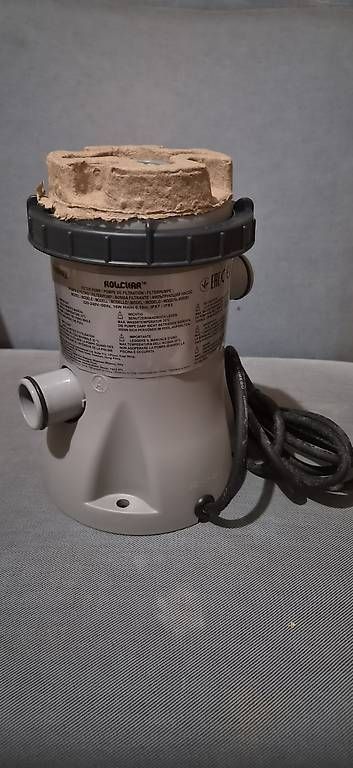 Bestway Schwimmbad-Zubehör: Neue Bestway Filterpumpe 58381 – Neu (gemäss Beschreibung) aus Buchs SG von nst13