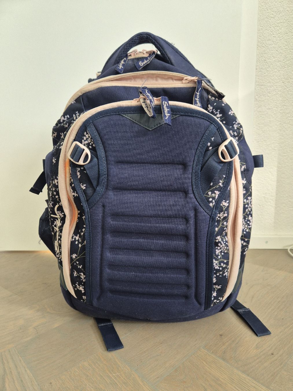 Satch Borse & Zaini: Satch Schulrucksack Mädchen – Usato da Grenchen venduto da gsx-r02