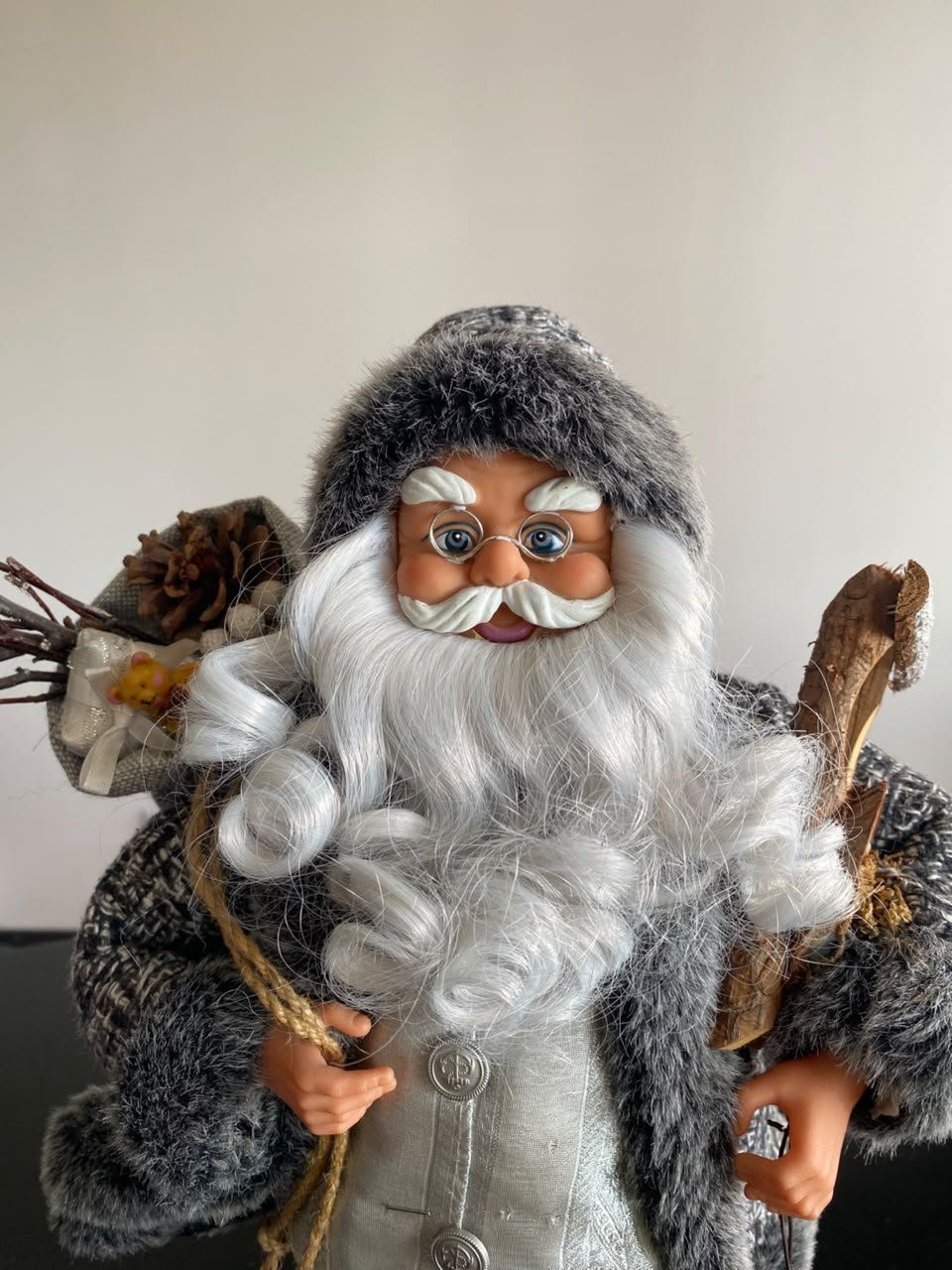Tutte le decorazioni: Weihnachtsfigur Samichlaus grau mit Laterne – Usato da Zumikon venduto da pat_m55d 4