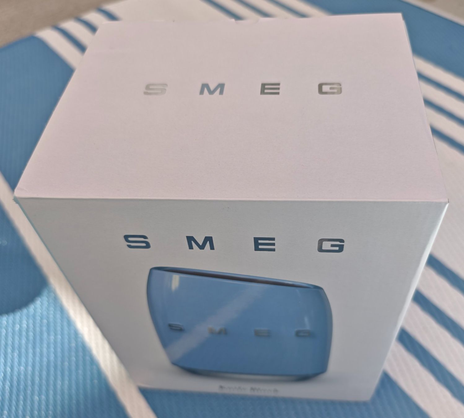 Altro in Decorazioni & Accessori: SMEG Messerblock im Retro-Stil, ungebraucht. – Nuovo e nell'imballaggio originale da Rüti ZH venduto da Sarah0406 1