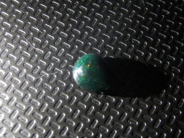 Pierres précieuses: Black Opal 1.03carat – Neuf (Voir description) à Gals par Vivelesencheres