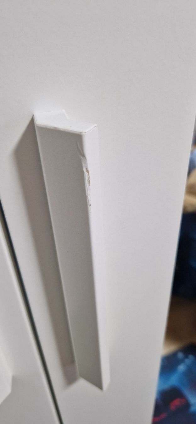 Ikea Schränke: Kleiderschrank 3-türig – Gebraucht aus Effretikon von American_Sportswear 1