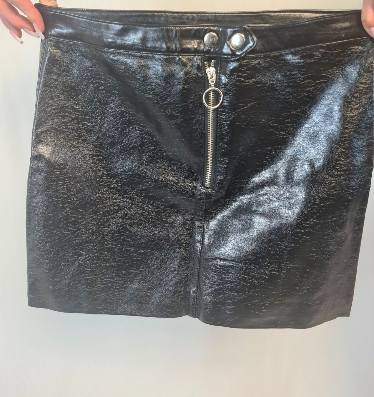 Röcke: Mini-jupe - simili cuir- Taille 36-38 – Gebraucht aus Couvet von Nawra_26 2