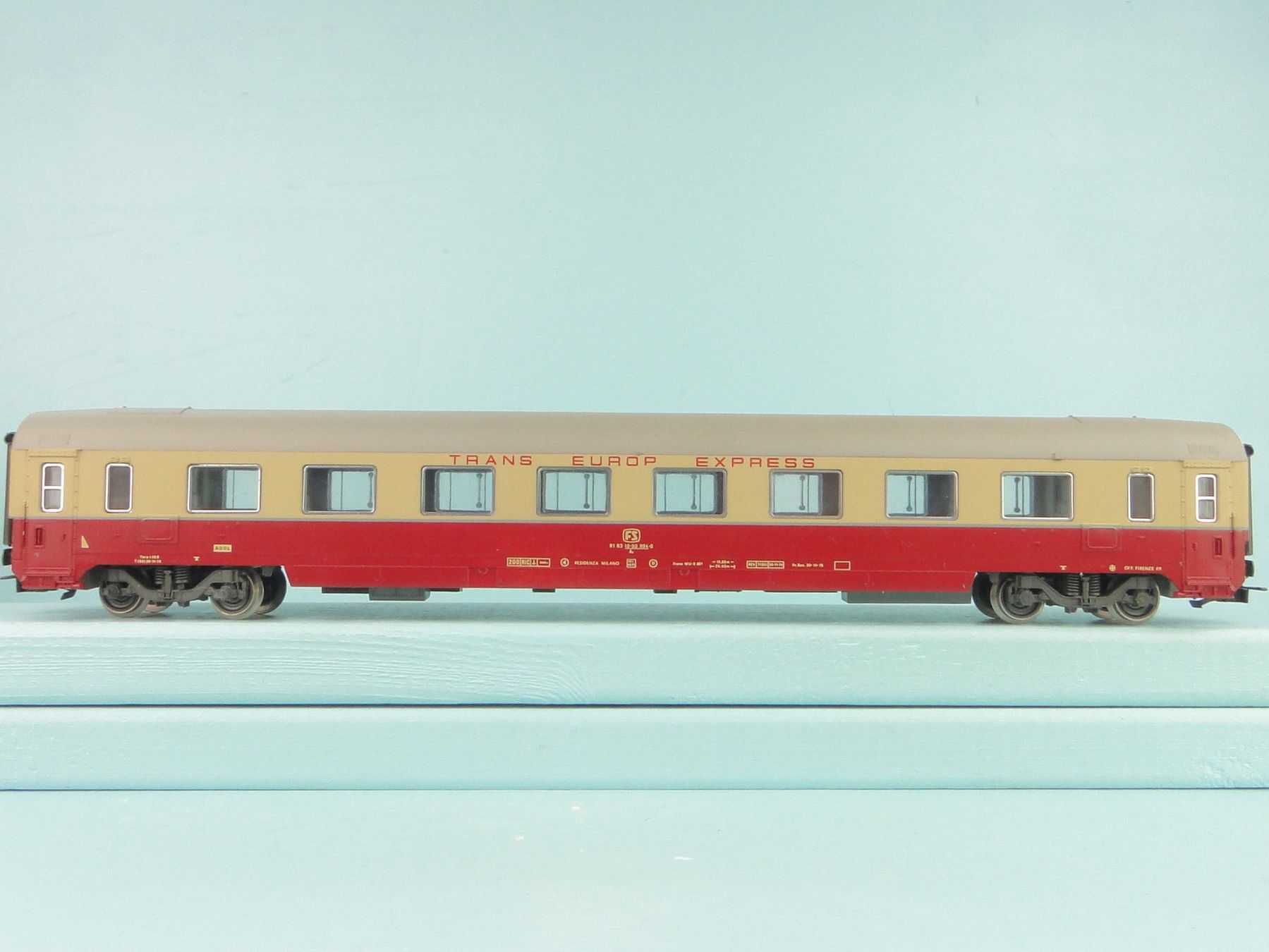 Rivarossi Modellini di ferrovie: Rivarossi H0 2557 FS TEE, neuwertig – Usato da Bülach venduto da cann11 2
