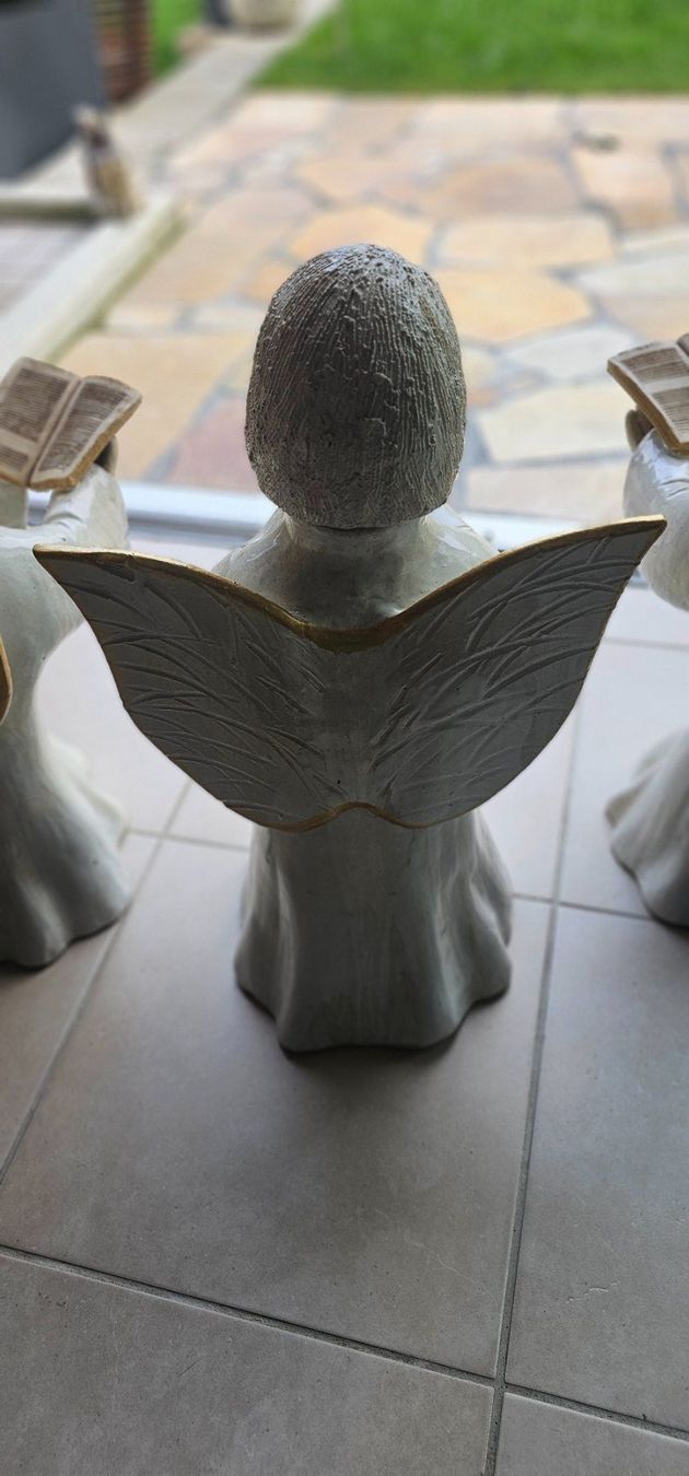 Statuette: 3 grosse handgefertigte Weihnachtsengel – Usato da Oeschgen venduto da HASD 4