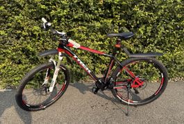 Trek Elite 8.8 Mountainbike – Deore XT, RockShox, wie neu 