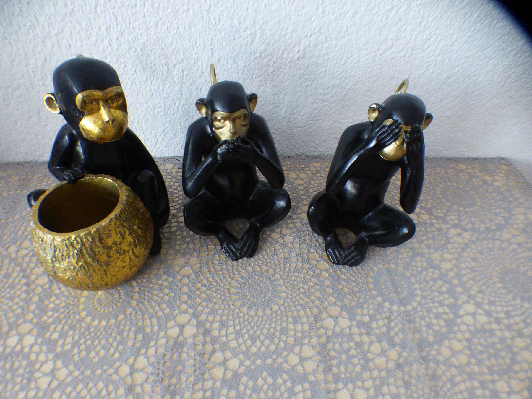 Figurines: 3 Affen – D'occasion à Münchenbuchsee par enzian59 1