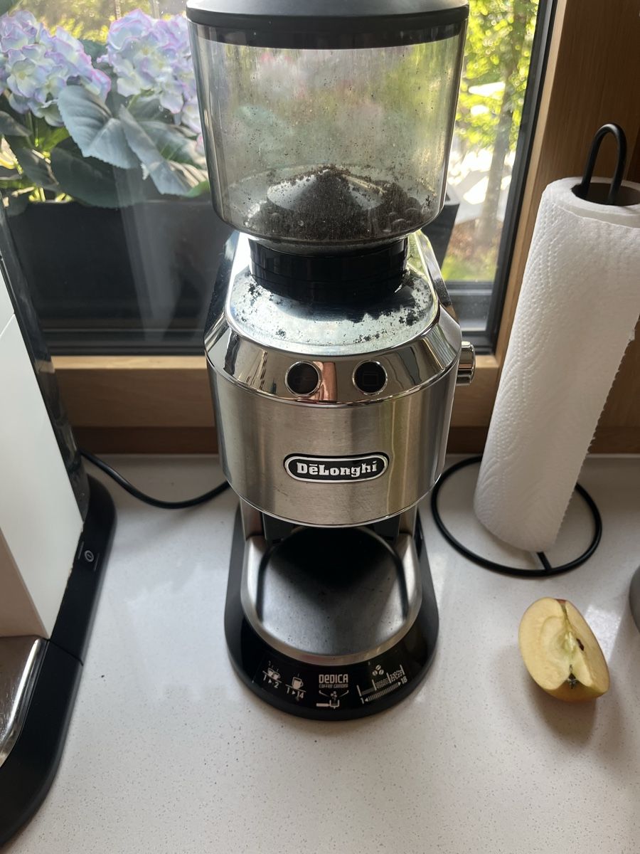 De'Longhi Machines à café & Machines à expresso: De'Longhi Dedica – D'occasion à Maur par patleim