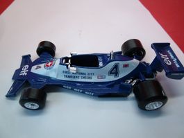 ab  5.-- F1 Tyrrell 008 - altes Modell von Polistil 1:32
