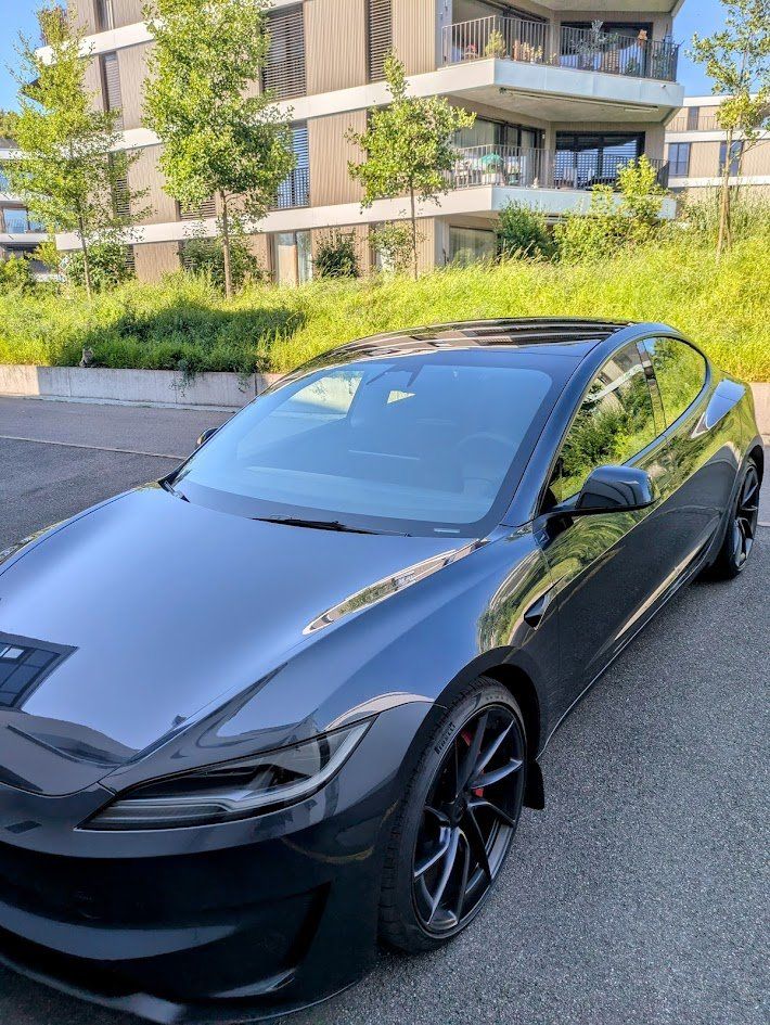 Tesla Autos: Tesla Model 3 Performance – D'occasion à Rüti ZH par Kiwi3005 3