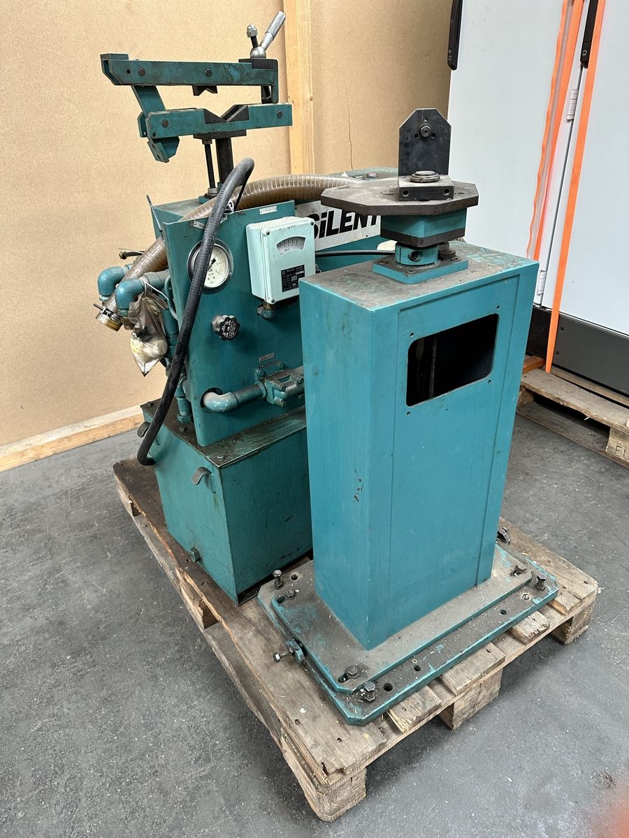 Tutte le macchine: Silent Bar Stangenlader – Usato da Nebikon venduto da schnischna80 2